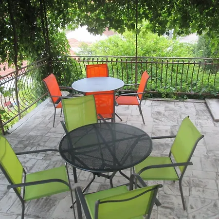 Appartement Lemona *