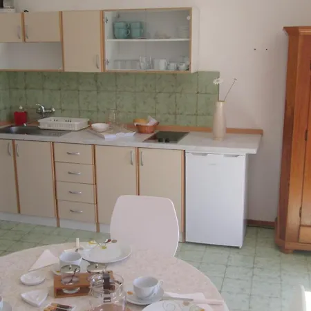 Lemona Appartement *